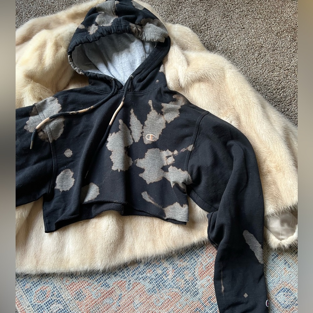 Champion Tie-dye Black Cropped Hoodie